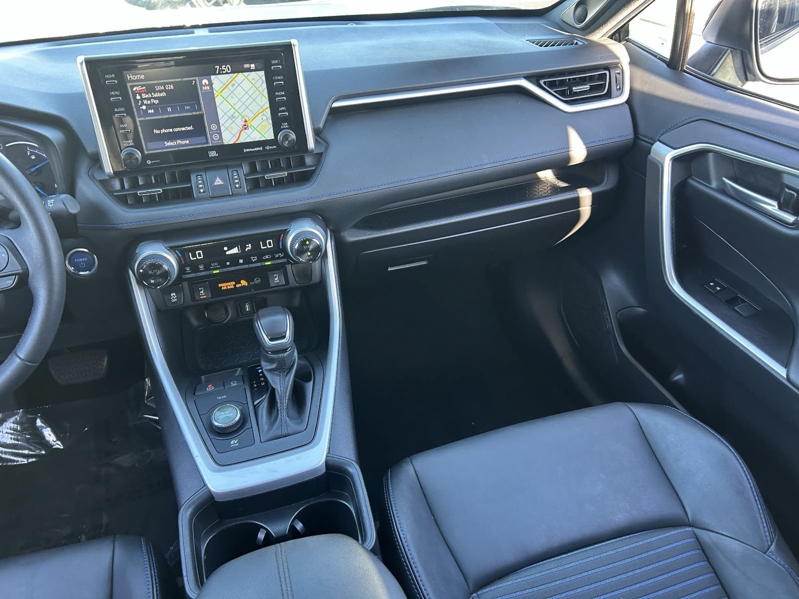 Used 2021 Toyota RAV4 XSE w/ XSE Grade Weather Package AWD/4WD image 19