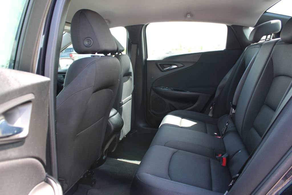 Used 2023 Chevrolet Malibu LS FWD image 22