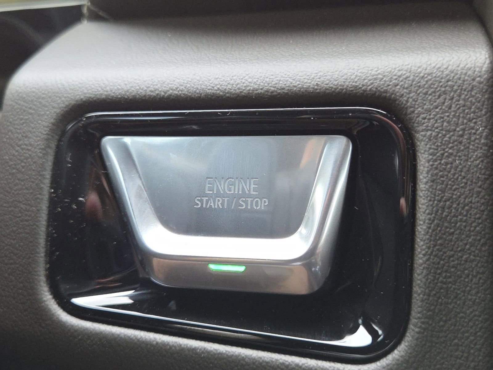 New 2026 GMC Yukon XL Elevation image 11
