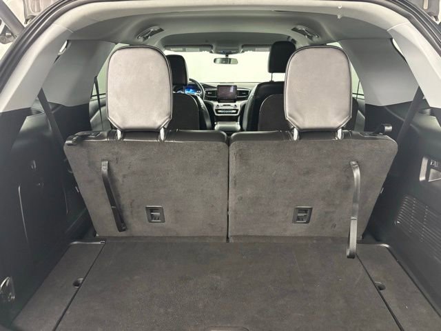 Used 2023 Ford Explorer XLT w/ Equipment Group 202A image 37