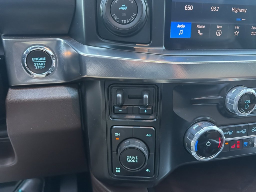 Used 2025 Ford F250 King Ranch w/ Chrome Package image 28