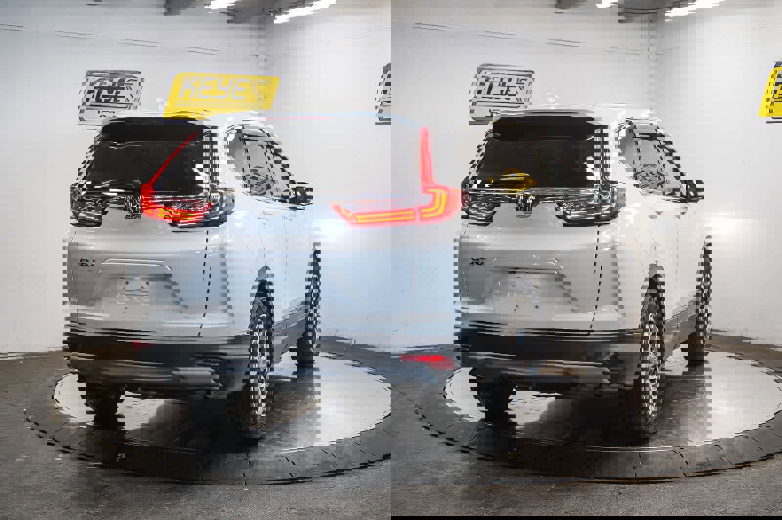 Used 2019 Honda CR-V EX image 4