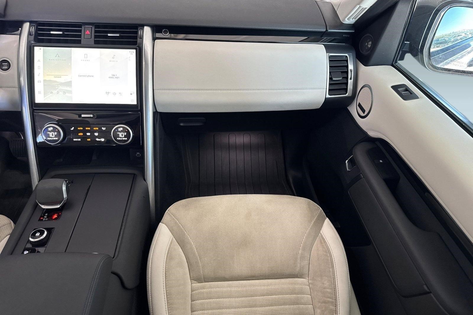 Used 2022 Land Rover Discovery S AWD/4WD image 33