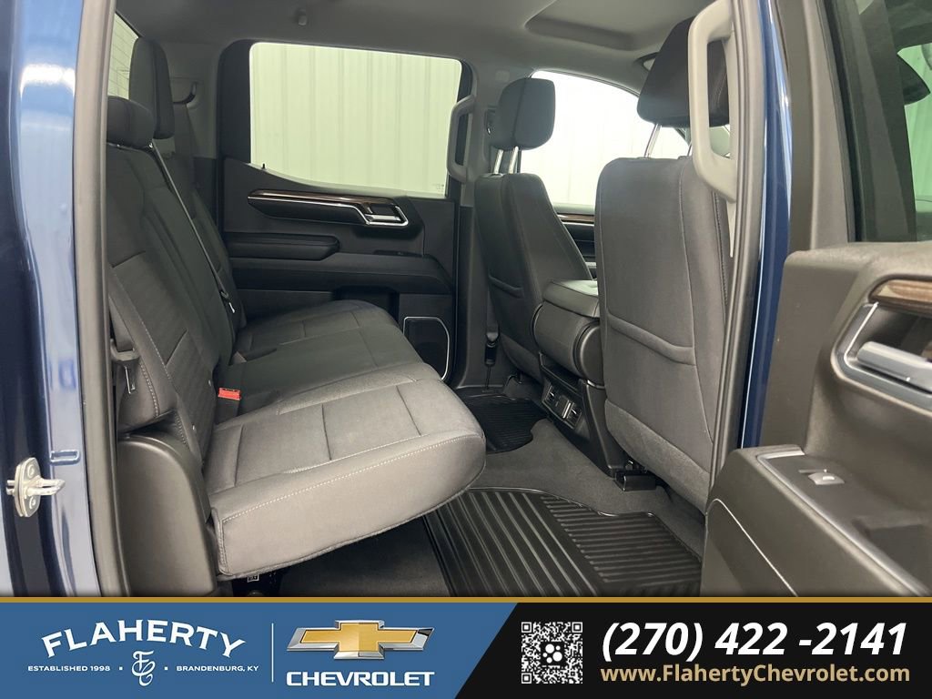 Used 2023 Chevrolet Silverado 1500 LT AWD/4WD image 13