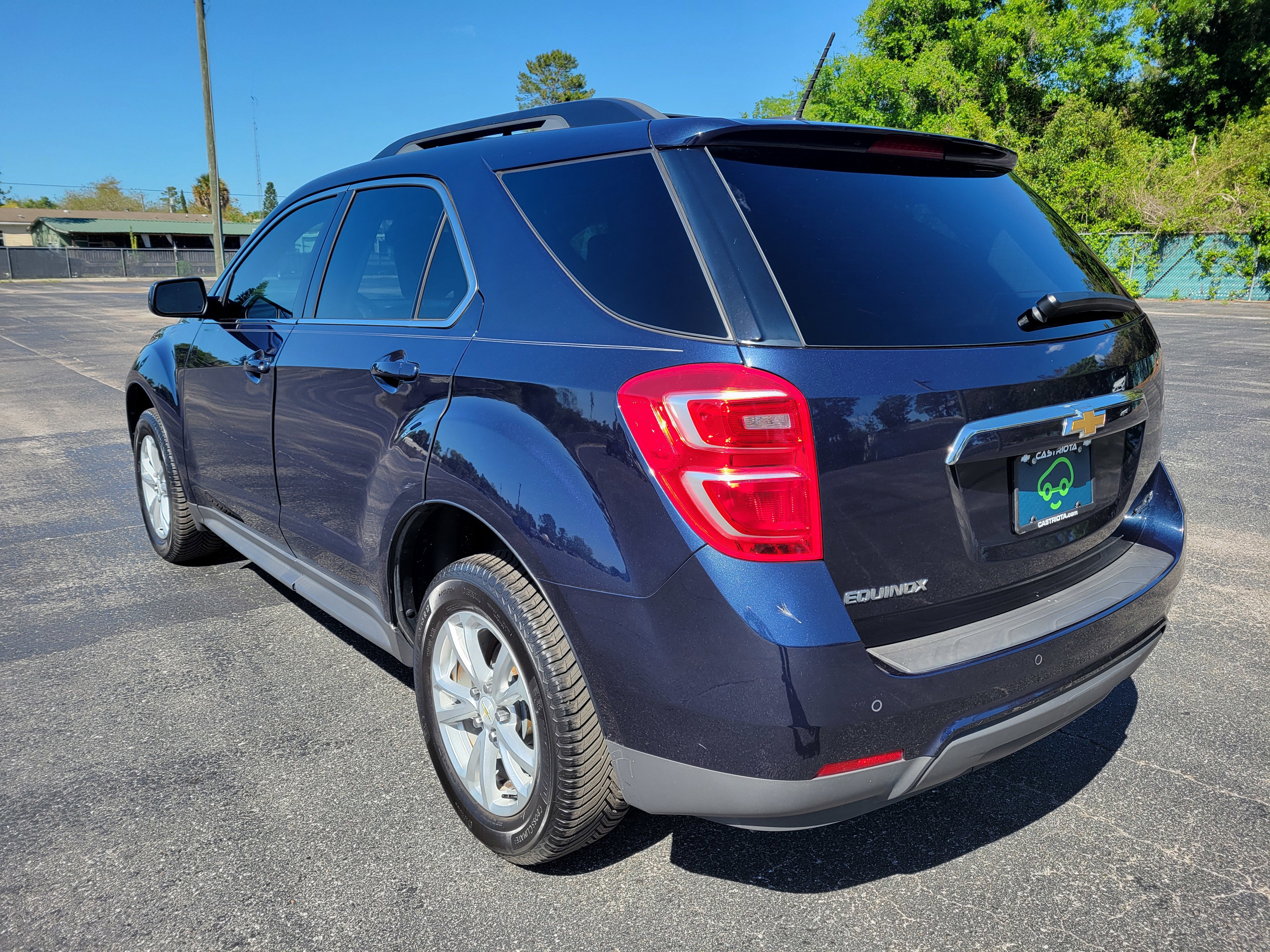 Used 2017 Chevrolet Equinox LT w/ Convenience Package FWD image 9