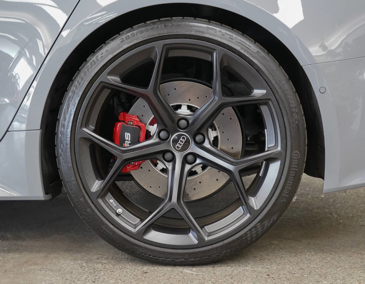 Used 2025 Audi RS 7 Performance AWD/4WD image 13