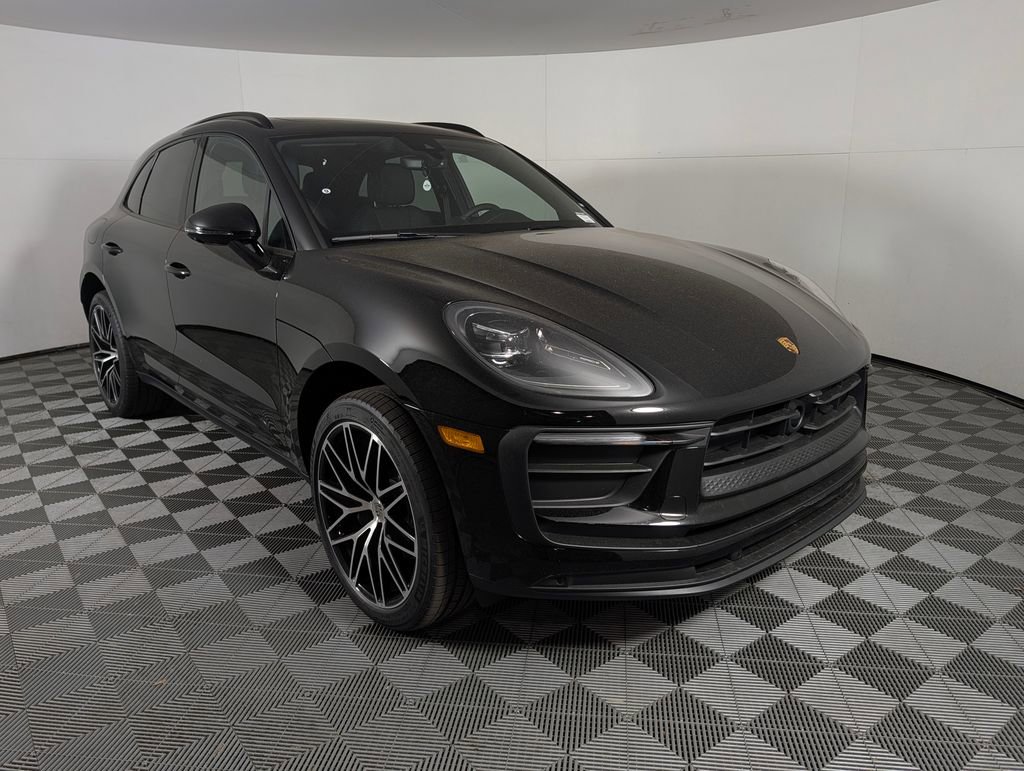 New 2026 Porsche Macan AWD/4WD image 9