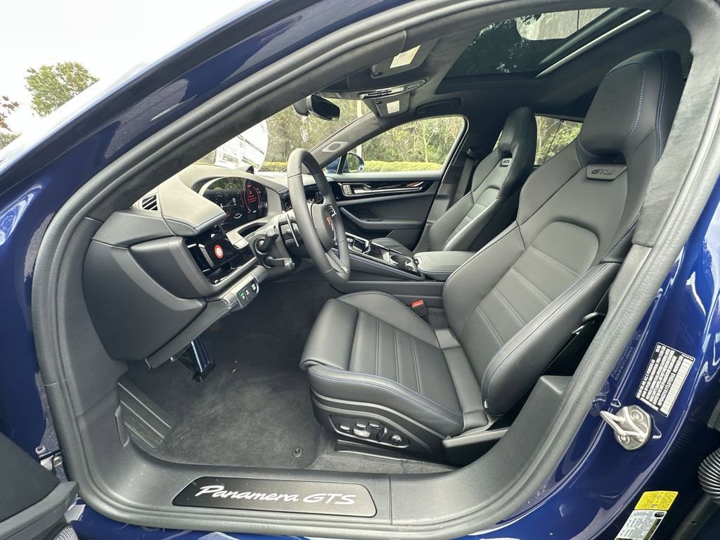 New 2026 Porsche Panamera GTS image 7