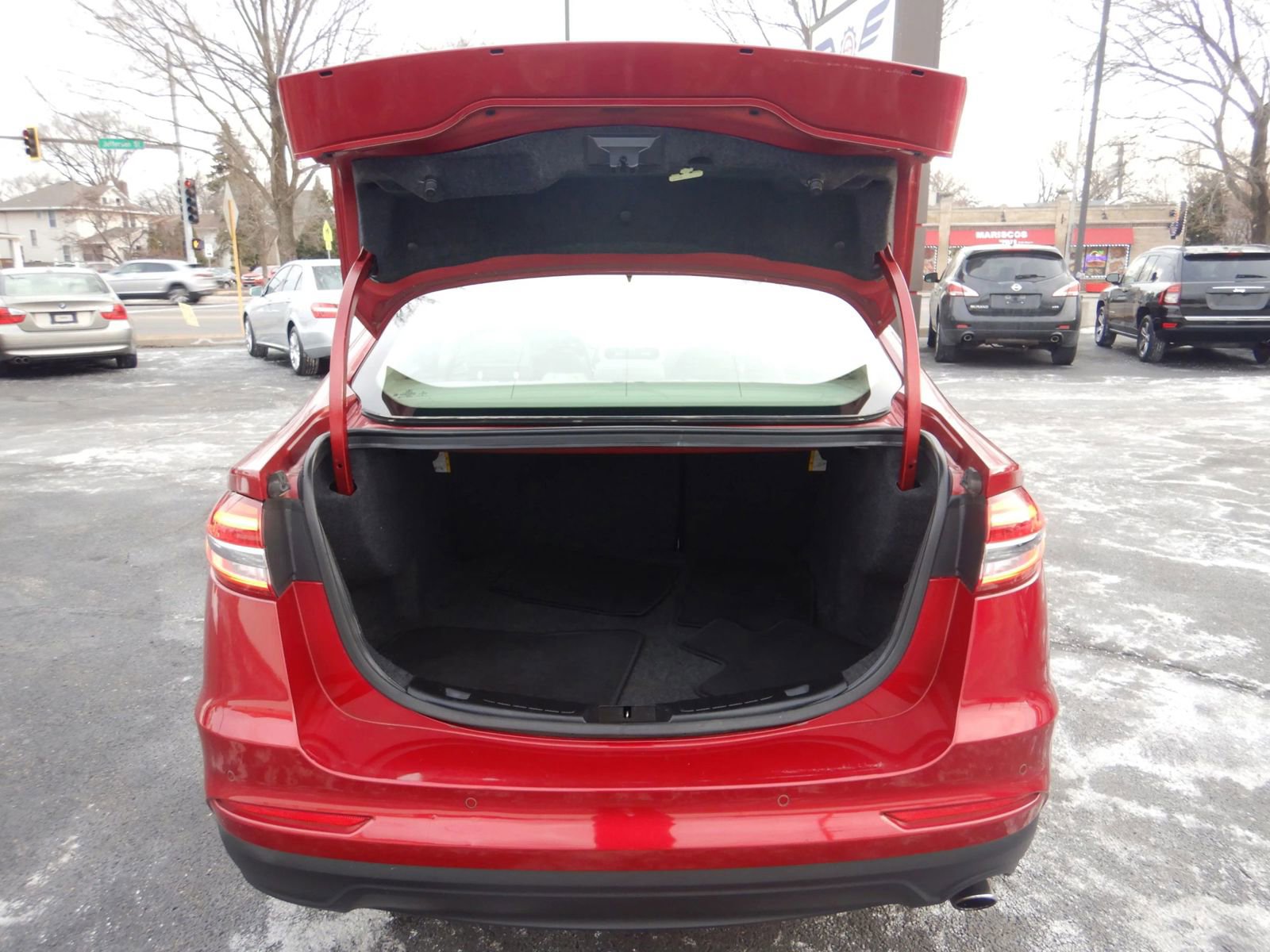 Used 2019 Ford Fusion SE image 23