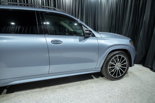New 2026 Mercedes-Benz GLS 450 4MATIC image 4