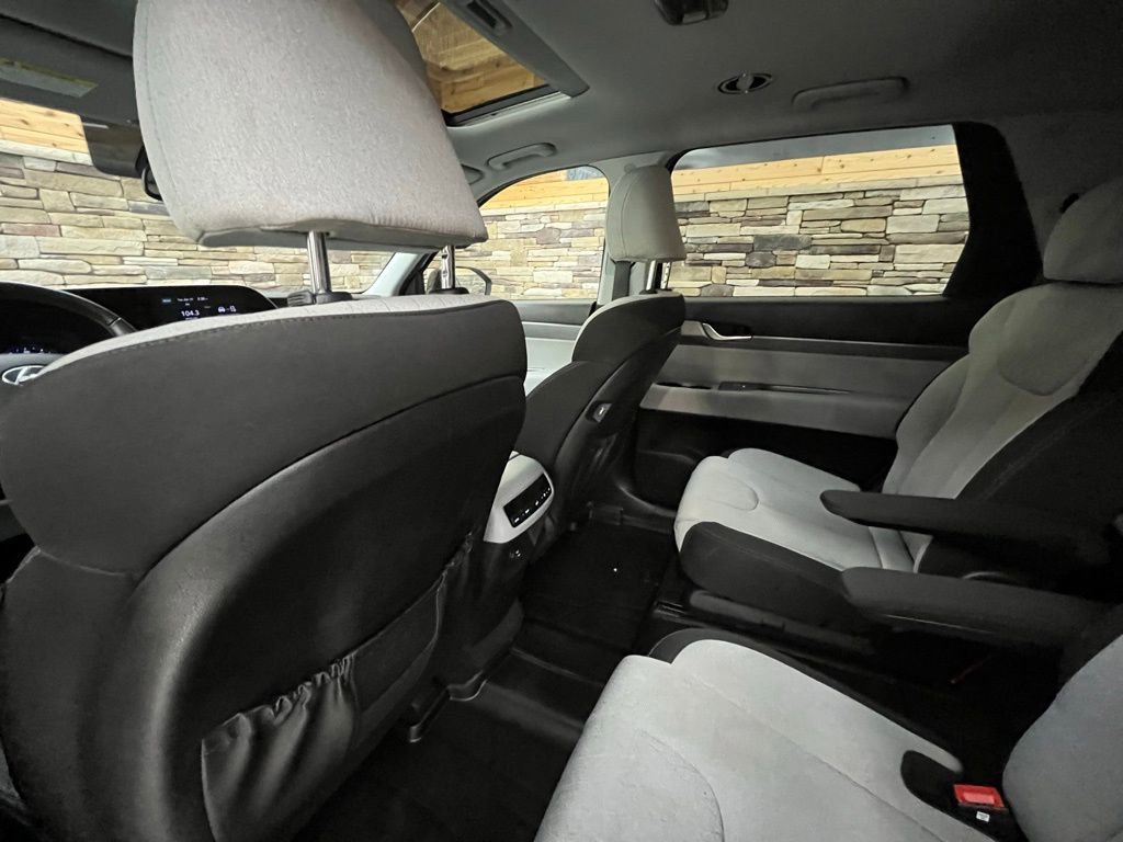Used 2022 Hyundai Palisade SEL w/ Winter Package image 27