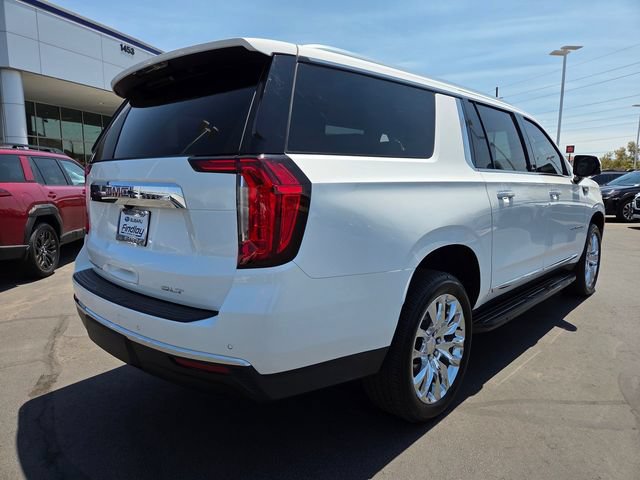 Used 2024 GMC Yukon XL SLT w/ SLT Luxury Package AWD/4WD image 4