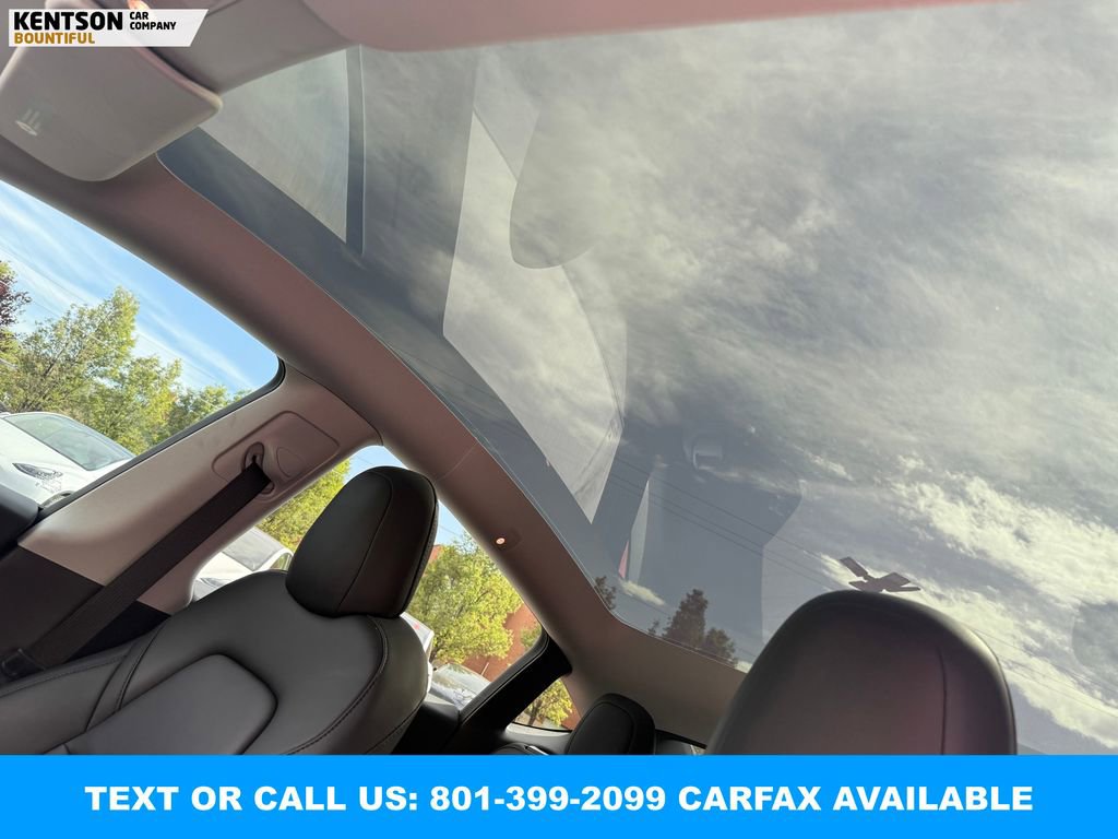 Used 2023 Tesla Model Y Performance AWD/4WD image 27