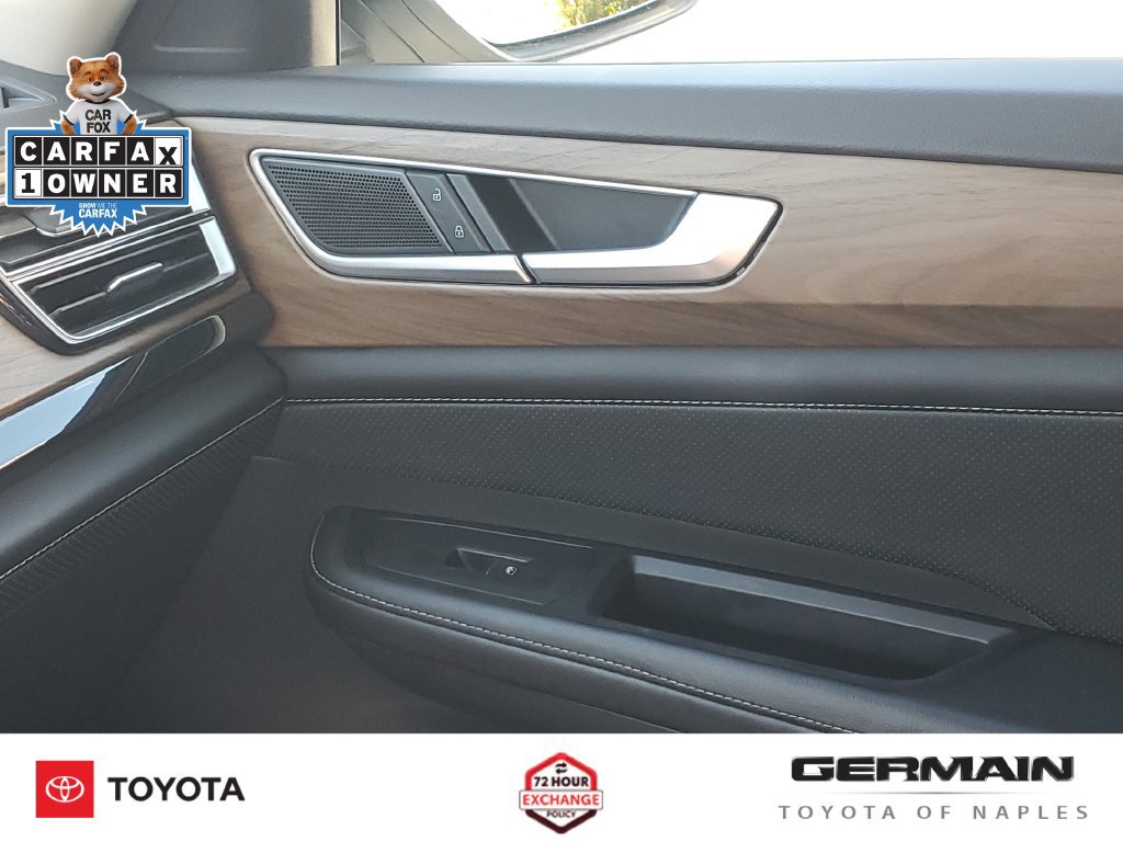 Used 2024 Volkswagen Atlas SE w/ Black Wheel Package FWD image 30