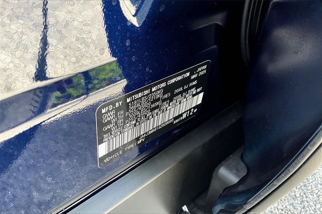 New 2025 Mitsubishi Outlander SEL image 9