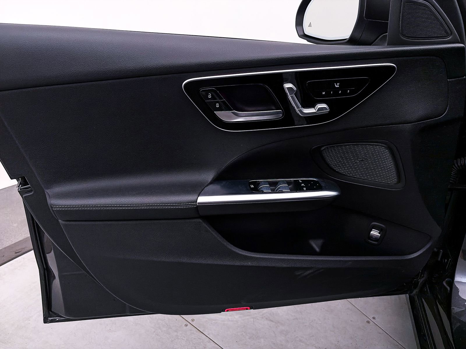 Used 2022 Mercedes-Benz C 300 Sedan image 18