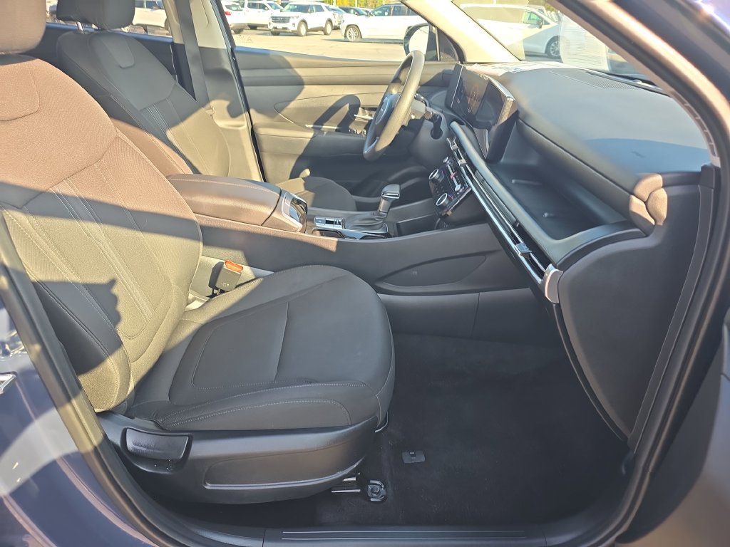 Used 2025 Hyundai Tucson SEL FWD image 21