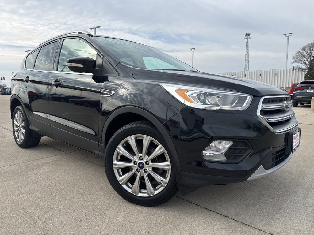 Used 2017 Ford Escape Titanium FWD image 2