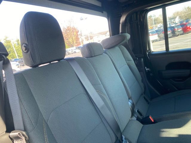 New 2026 Jeep Gladiator Sport image 31