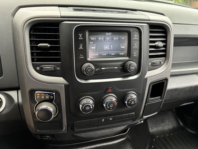 Used 2017 RAM 1500 Express RWD image 27
