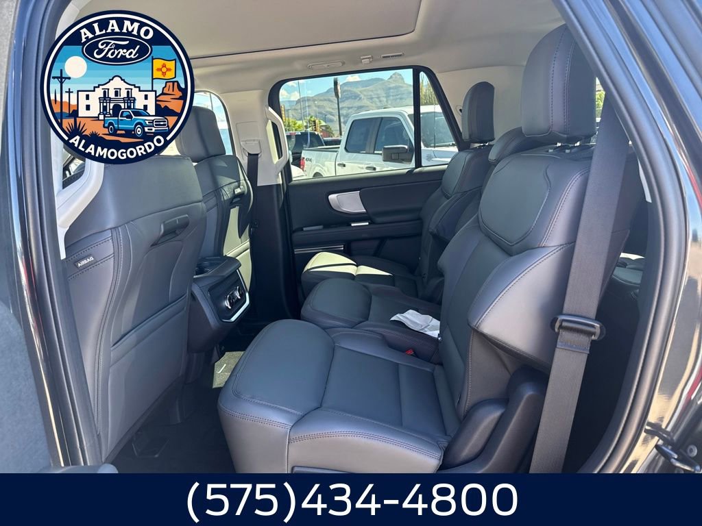 New 2025 Ford Expedition Active AWD/4WD image 11