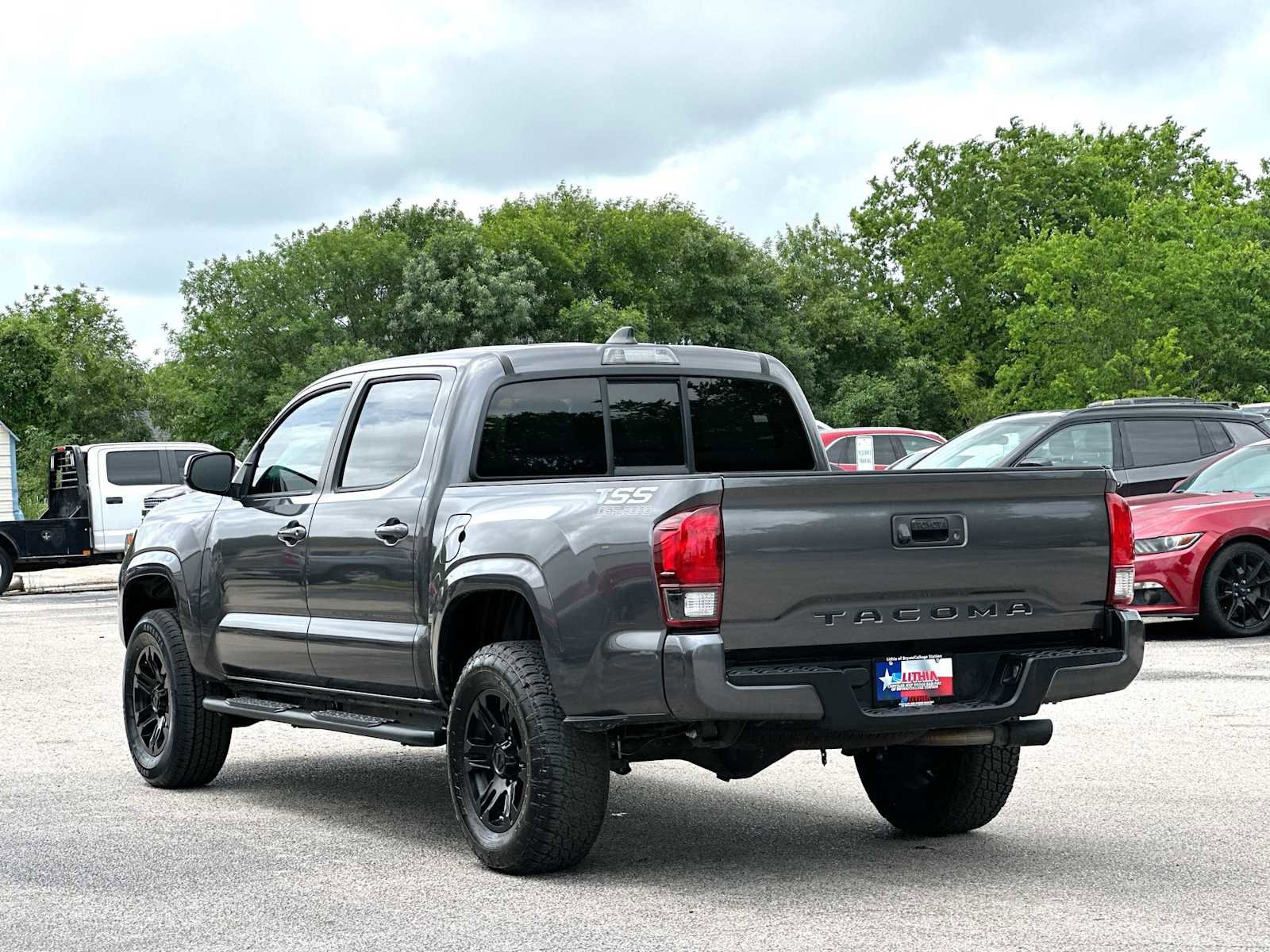 Used 2021 Toyota Tacoma SR w/ SR Convenience Package image 13