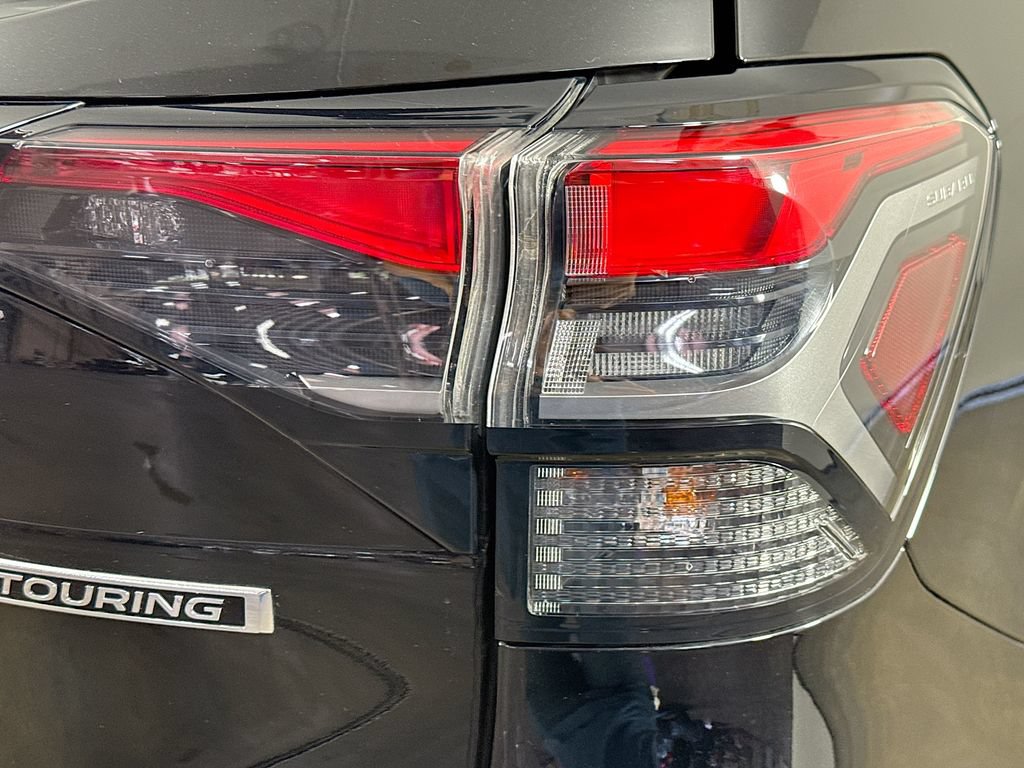 Used 2025 Subaru Forester Touring AWD/4WD image 34