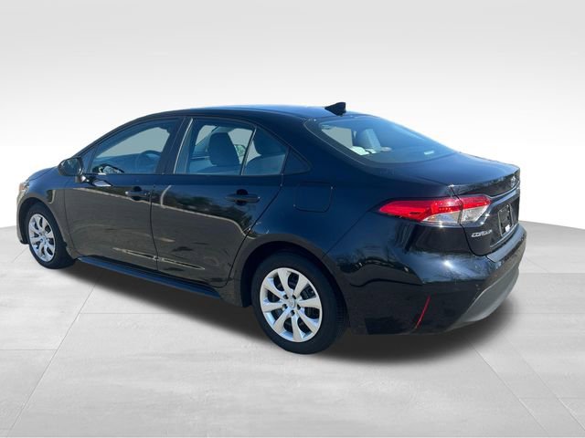 Certified 2024 Toyota Corolla LE FWD image 4