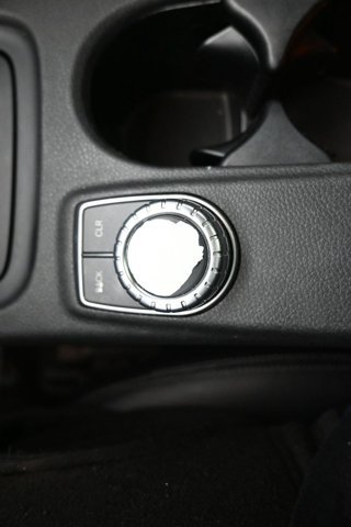 Used 2015 Mercedes-Benz GLA 250 4MATIC image 14
