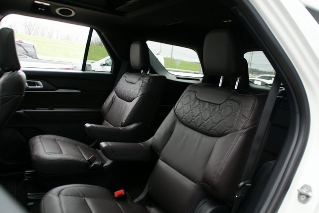 New 2026 Ford Explorer Platinum w/ LUX Leather Package image 34