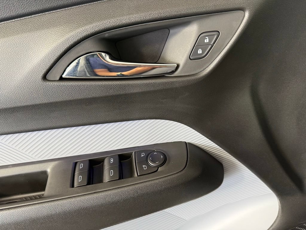 New 2027 Chevrolet Bolt RS FWD image 19