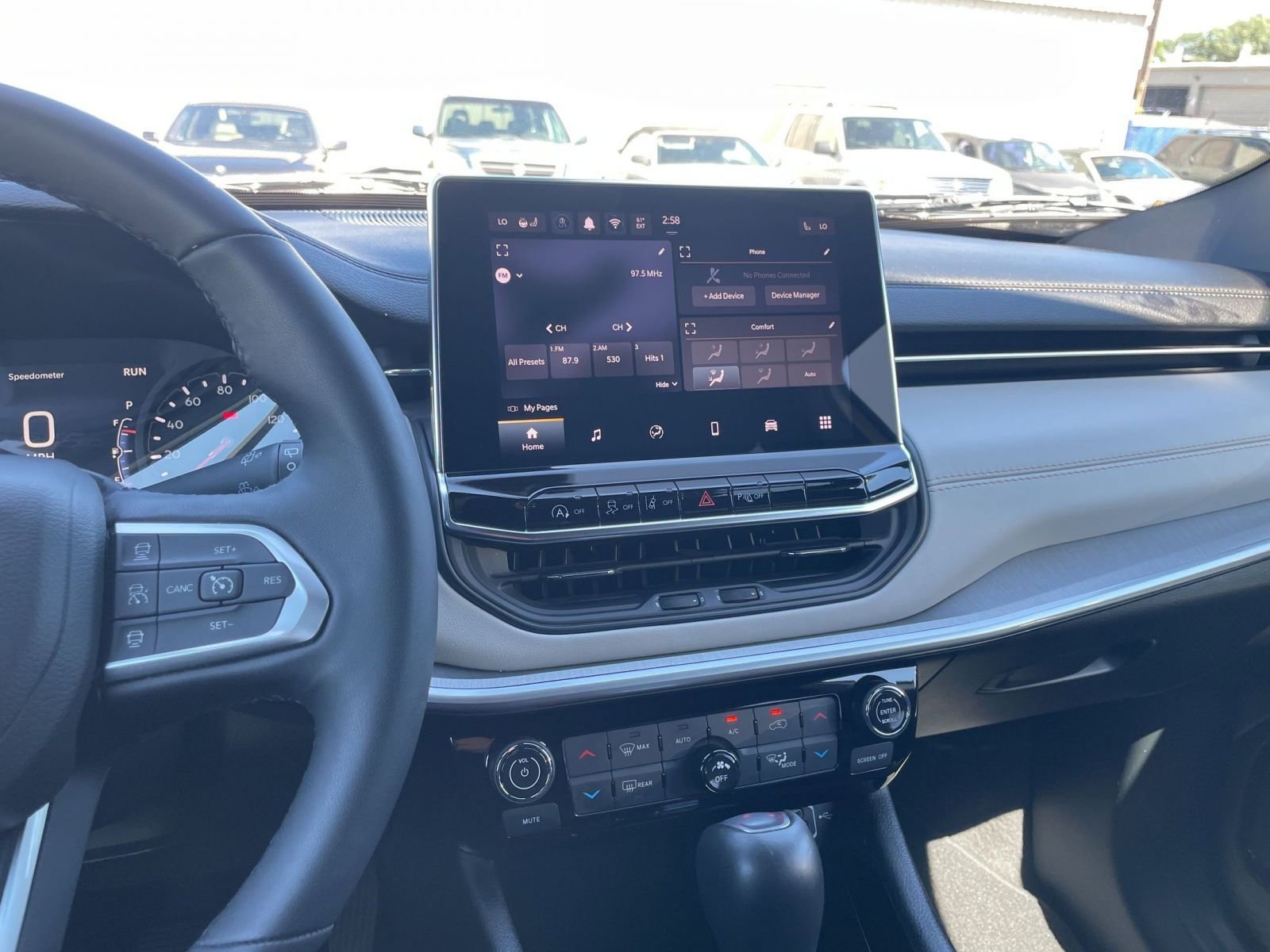 Used 2025 Jeep Compass Limited image 22