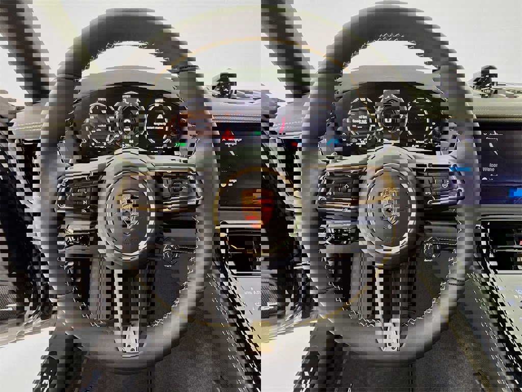 New 2026 Porsche Panamera 4 image 16