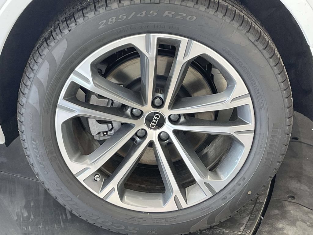 New 2026 Audi Q7 2.0T Premium AWD/4WD image 12