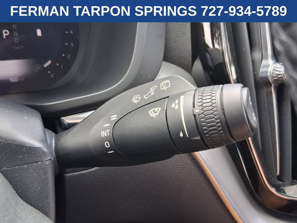 Certified 2024 Volvo XC60 B5 Core AWD/4WD image 32