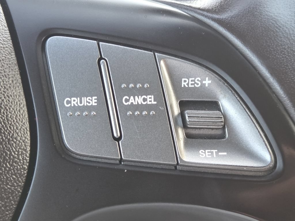 Used 2015 Hyundai Tucson SE AWD/4WD image 8