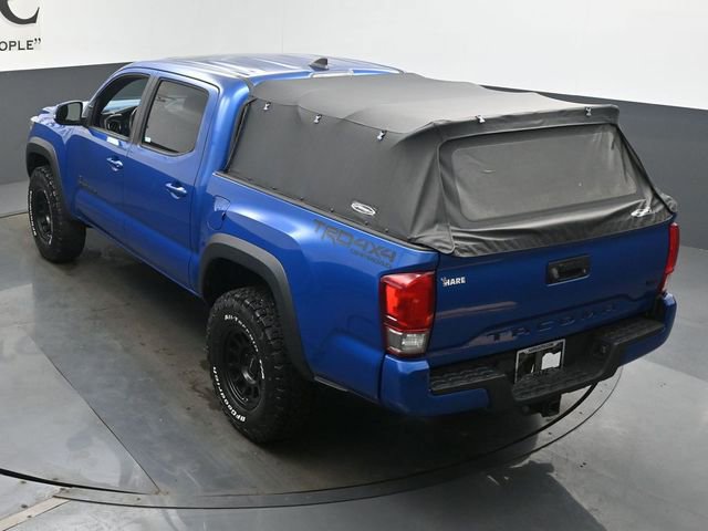 Used 2016 Toyota Tacoma TRD Off-Road image 39