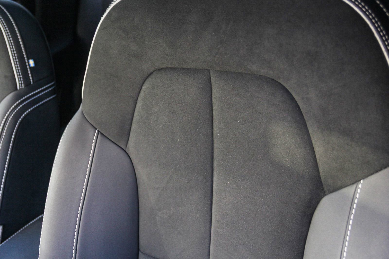 Used 2023 Volvo C40 P8 Recharge Plus w/ Protection Package Premier image 28