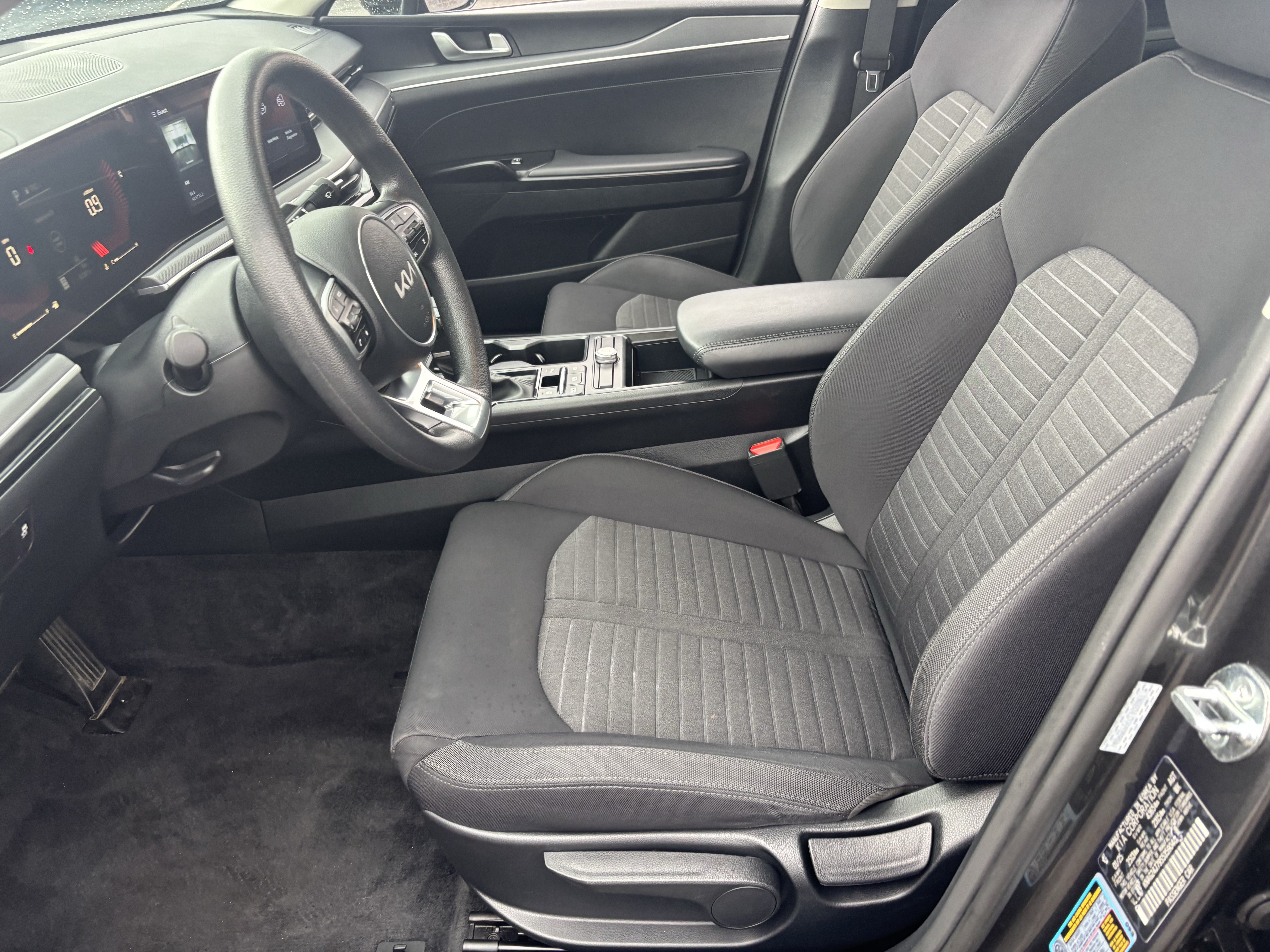 Certified 2025 Kia K5 LXS FWD image 17