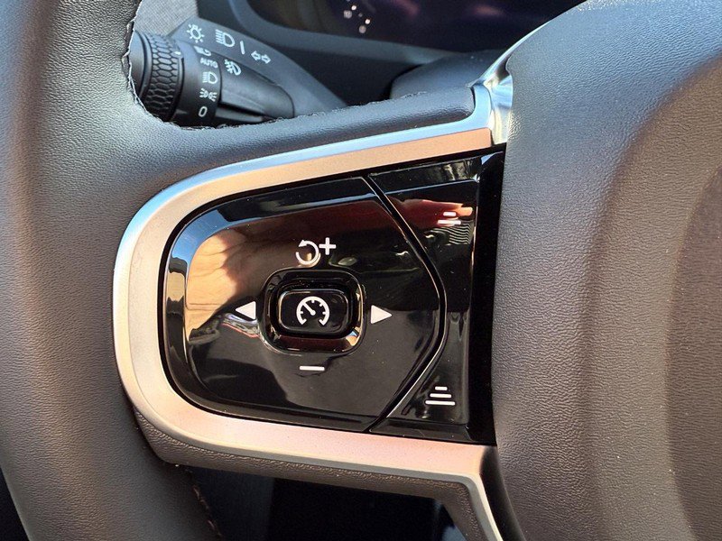 New 2026 Volvo XC90 B6 Plus w/ Protection Package image 12