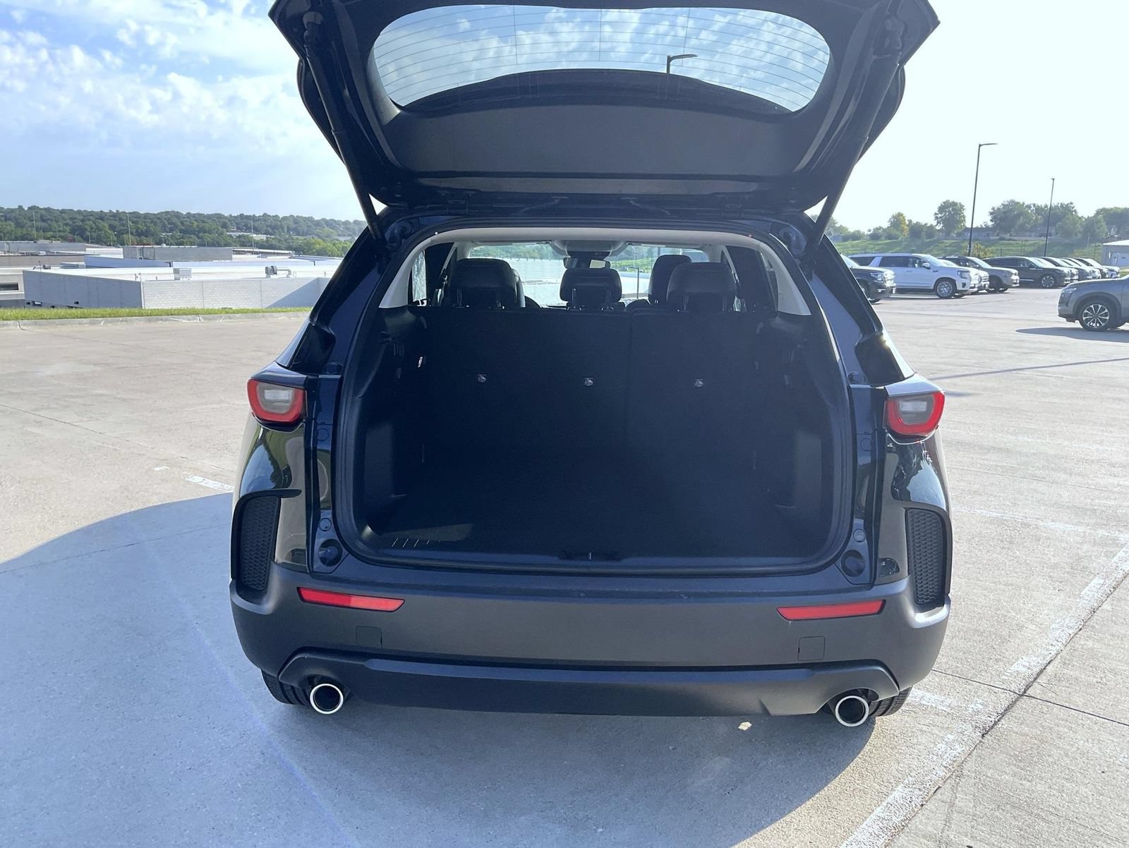 Certified 2025 MAZDA CX-50 AWD 2.5 S w/ Premium Package image 9