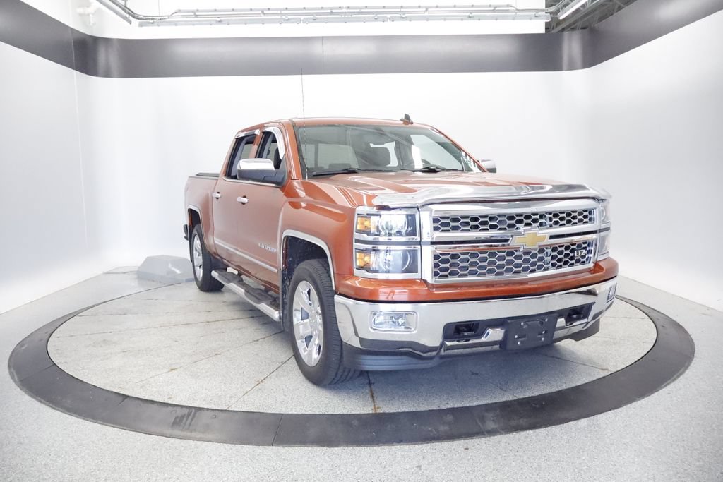 Used 2015 Chevrolet Silverado 1500 LTZ AWD/4WD image 10