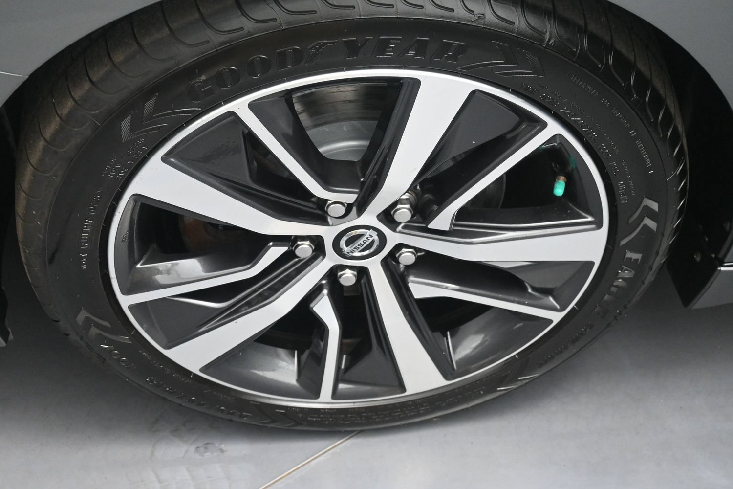 Used 2019 Nissan Maxima 3.5 SL w/ Floor Mat Group FWD image 13