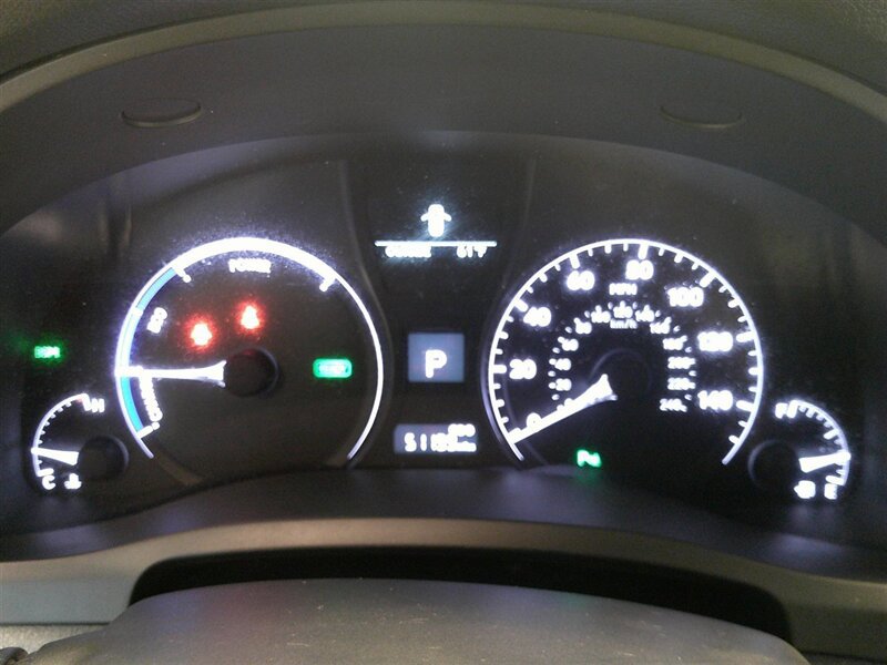 Used 2015 Lexus RX 450h AWD image 16