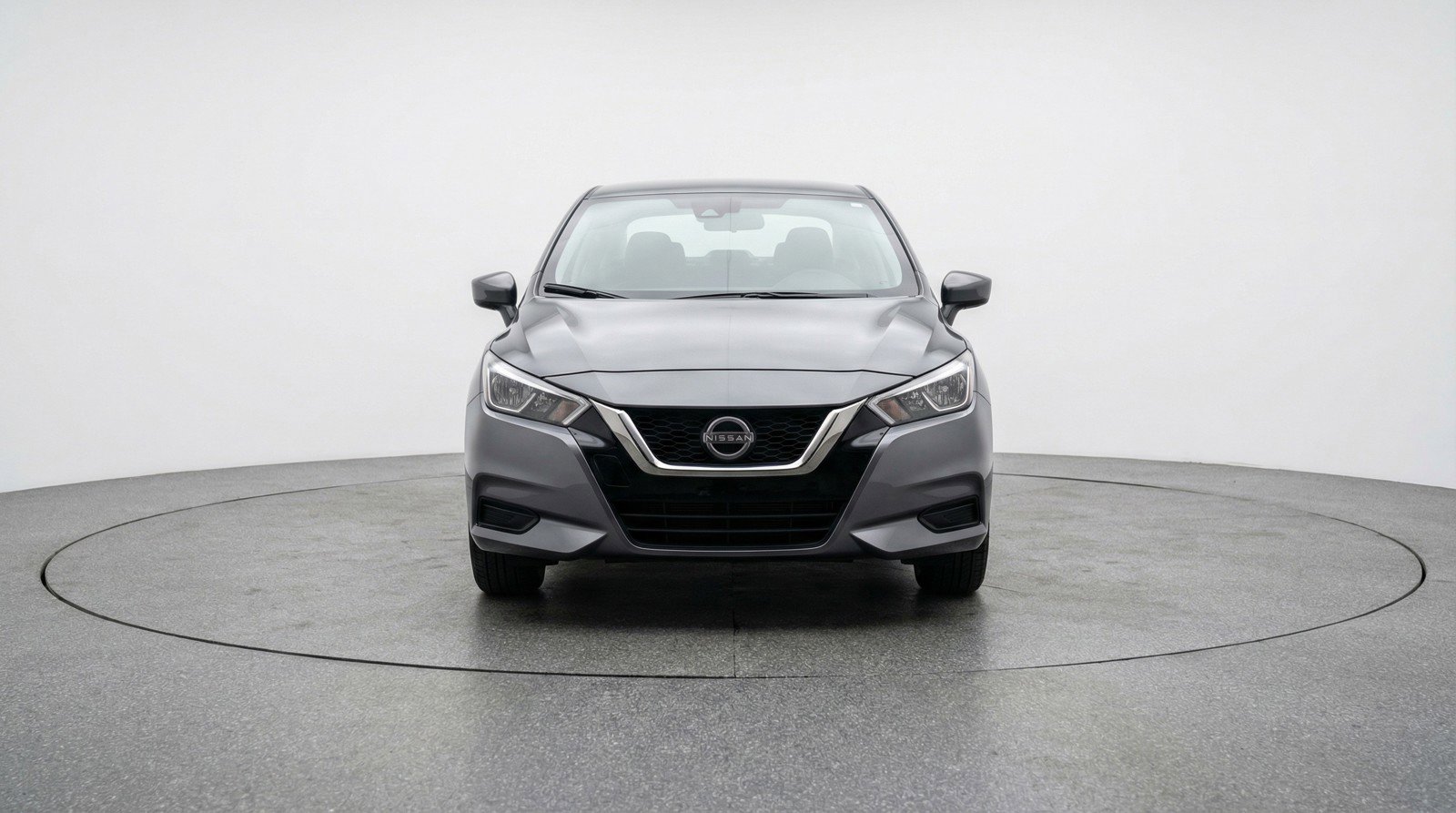 Used 2025 Nissan Versa SV FWD image 2