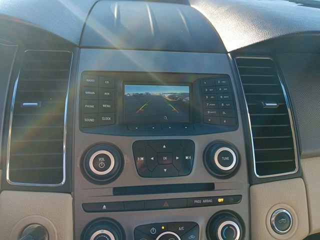 Used 2019 Ford Taurus SE image 18