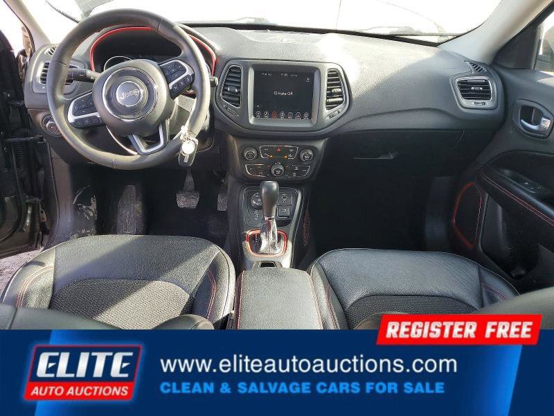 Used 2021 Jeep Compass Trailhawk AWD/4WD image 16
