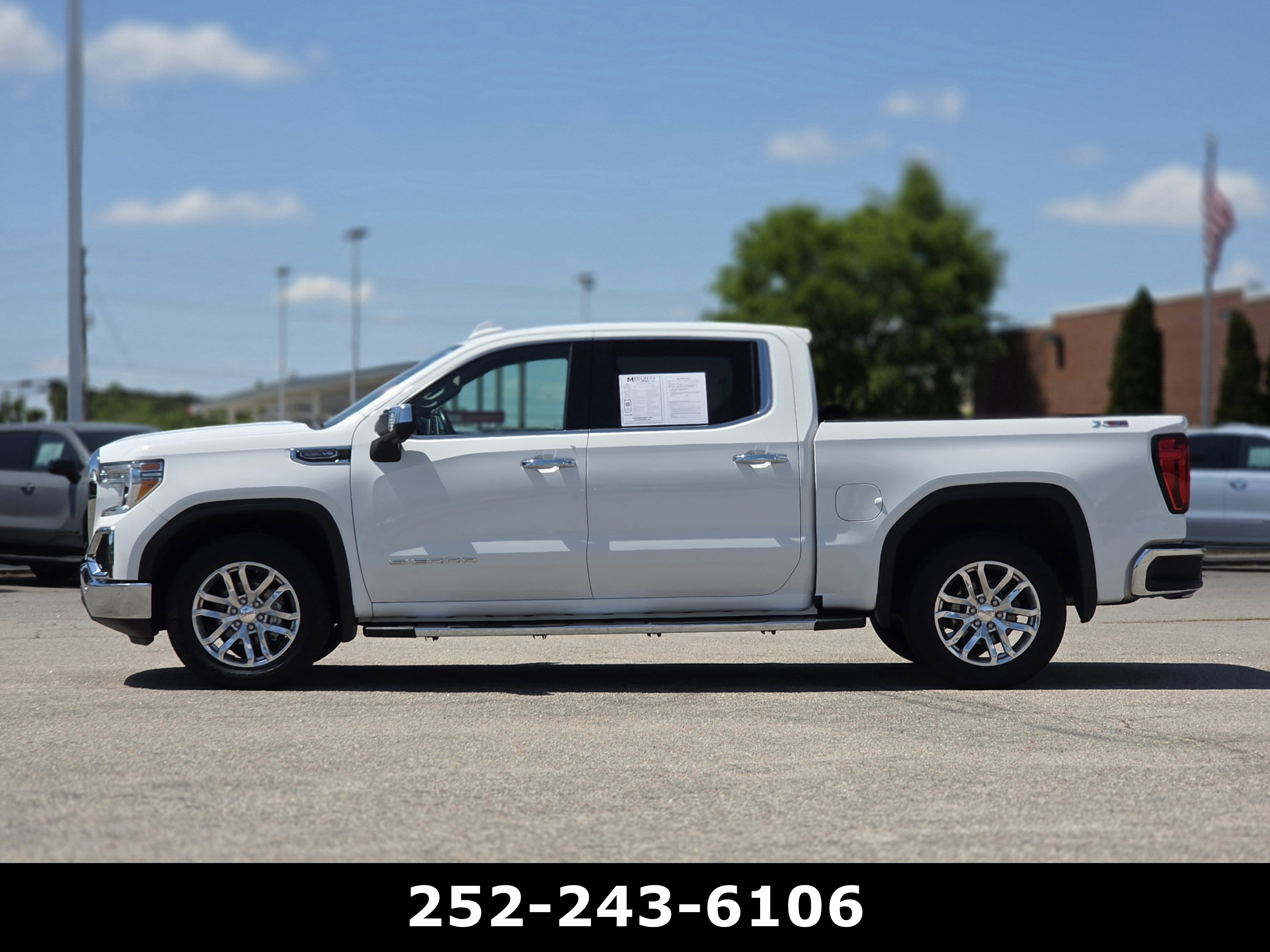 Used 2021 GMC Sierra 1500 SLT w/ SLT Premium Plus Package image 4
