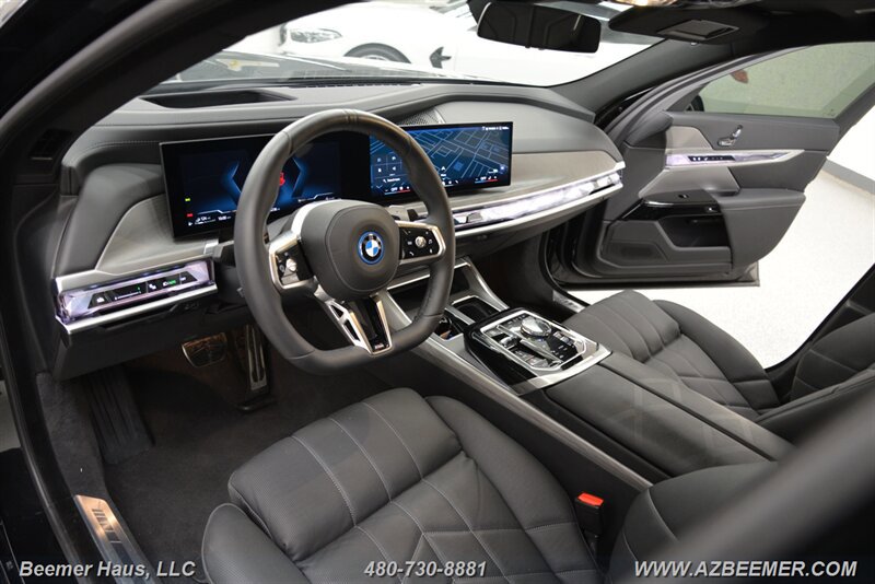 Used 2025 BMW 750e xDrive w/ Executive Package AWD/4WD image 12