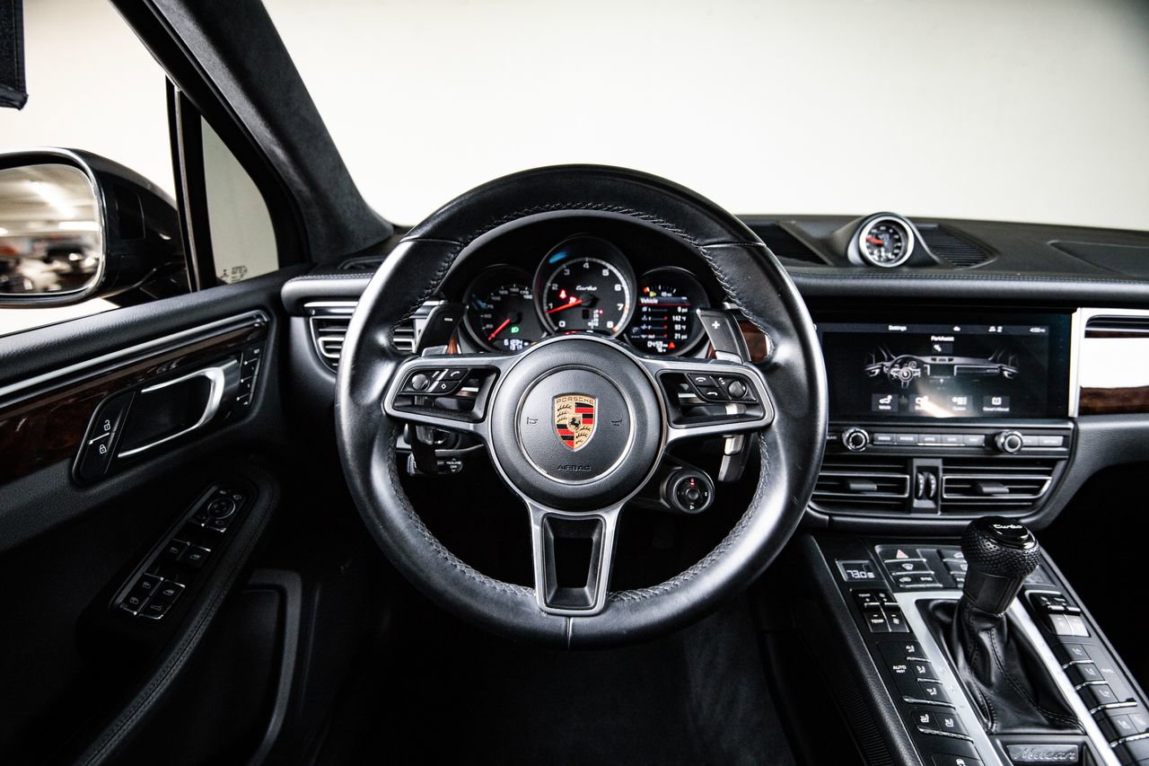 Certified 2021 Porsche Macan Turbo AWD/4WD image 26